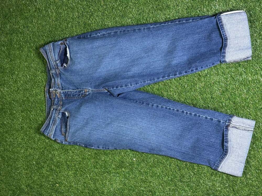 New York & Company Cuffed Mid-Rise Capri Jeans Size 10